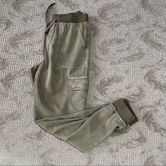 💕LAST CHANCE💕 EUC Women's American Eagle High Rise Jogger Style Pants size Small - Picture 2 of 7